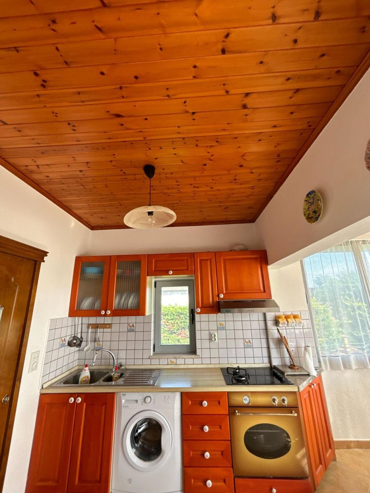 Holiday Home Zenit Ülgün Dış mekan fotoğraf